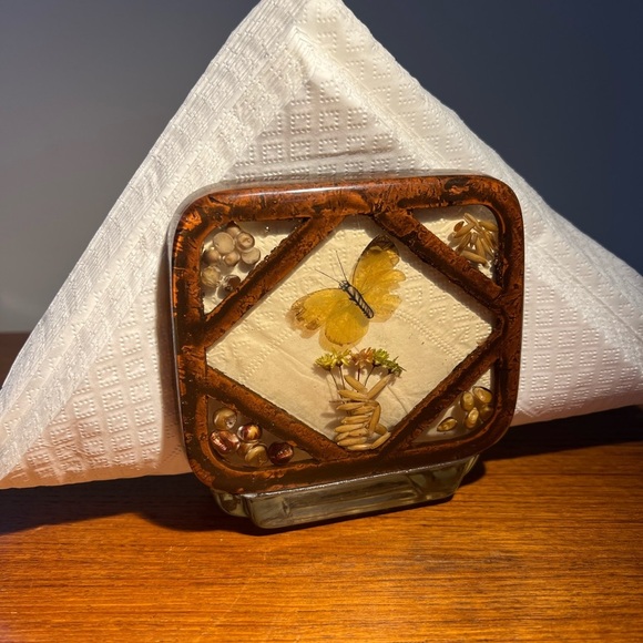 Vintage Acrylic Lucite Napkin Letter Holder Butterflies Flowers And Seeds - Picture 10 of 10